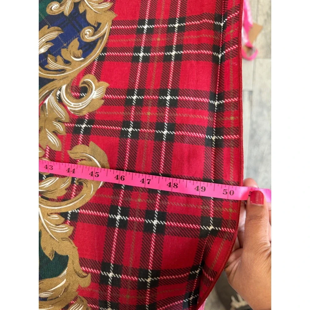 VTG 1992 Fashion Industries Plaid 68x50Tablecloth Baroque Gold Scroll‎ Red Green